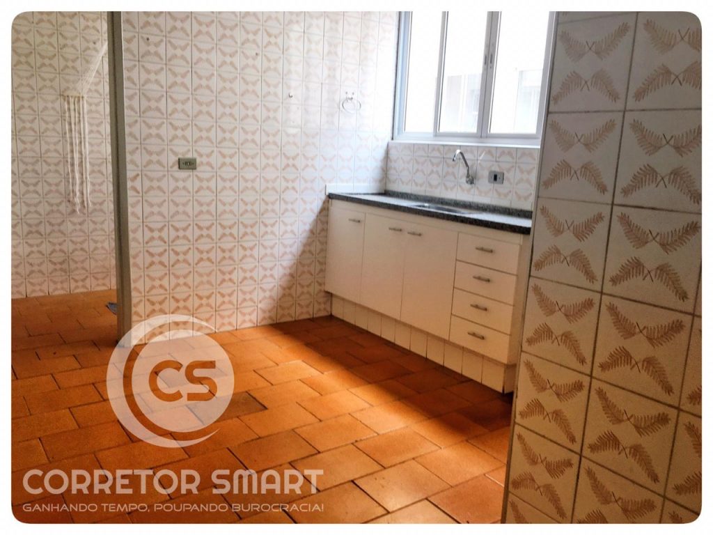 Apartamento, 2 dormitório, armários embutidos, garagem coberta.